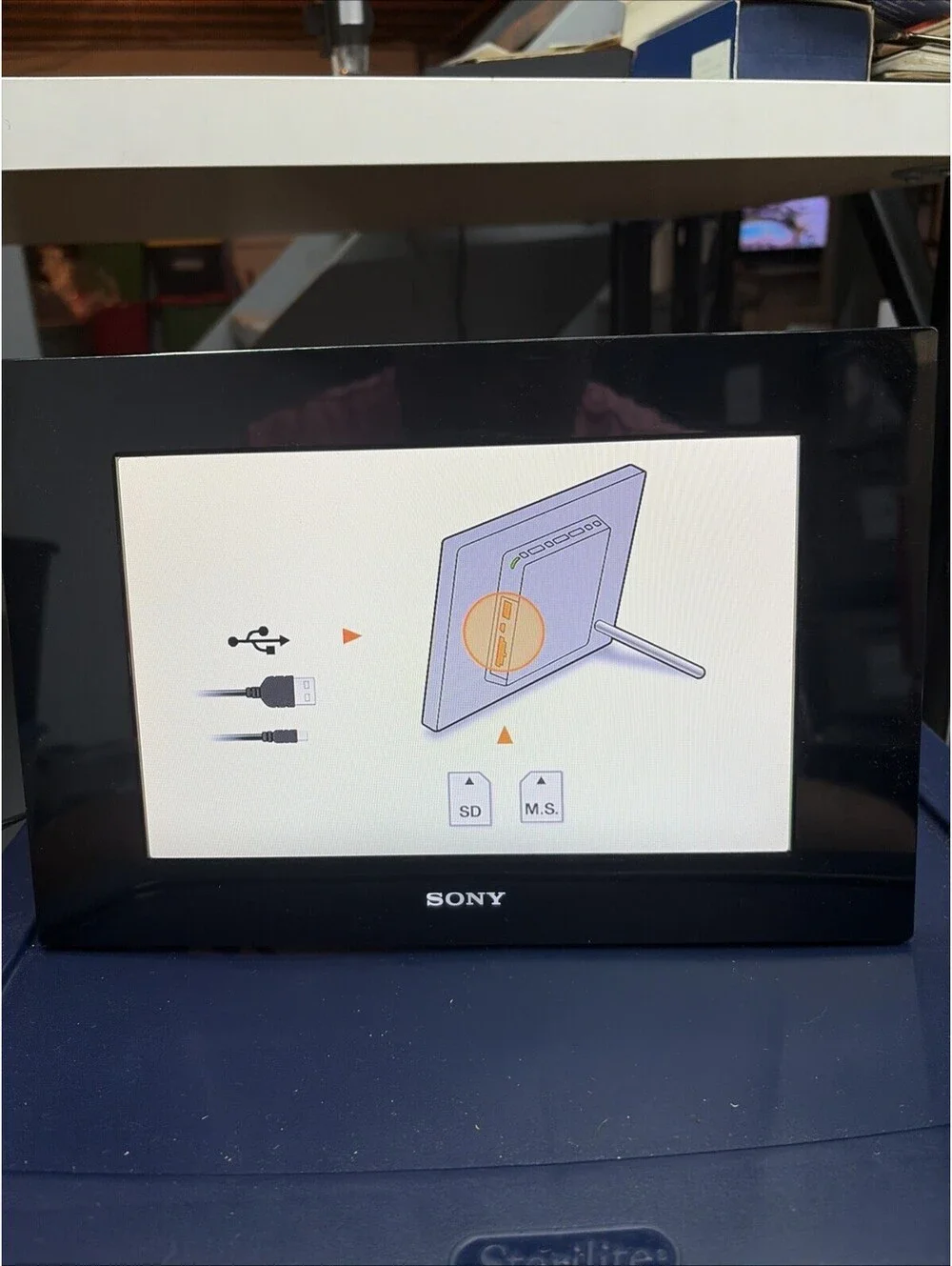 Sony DPF-D1010 10.2